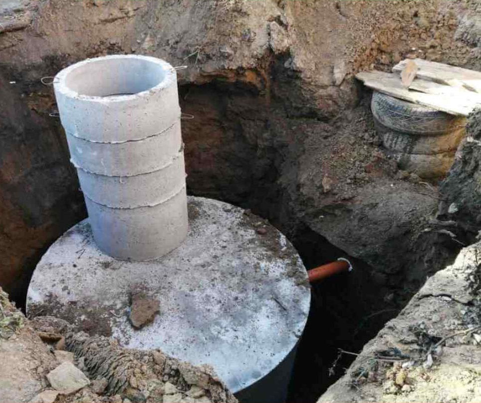 Монтаж септика для семья из семи человек фото